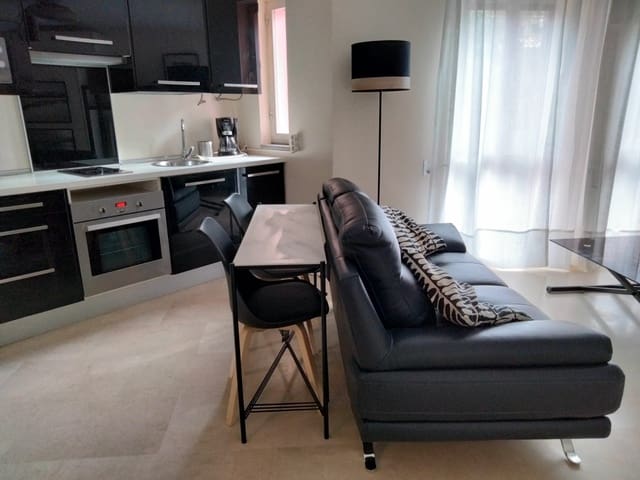 Studio till salu i Puerto de Sotogrande - La Marina, San Roque - 189 000 € (Ref: 8211298)