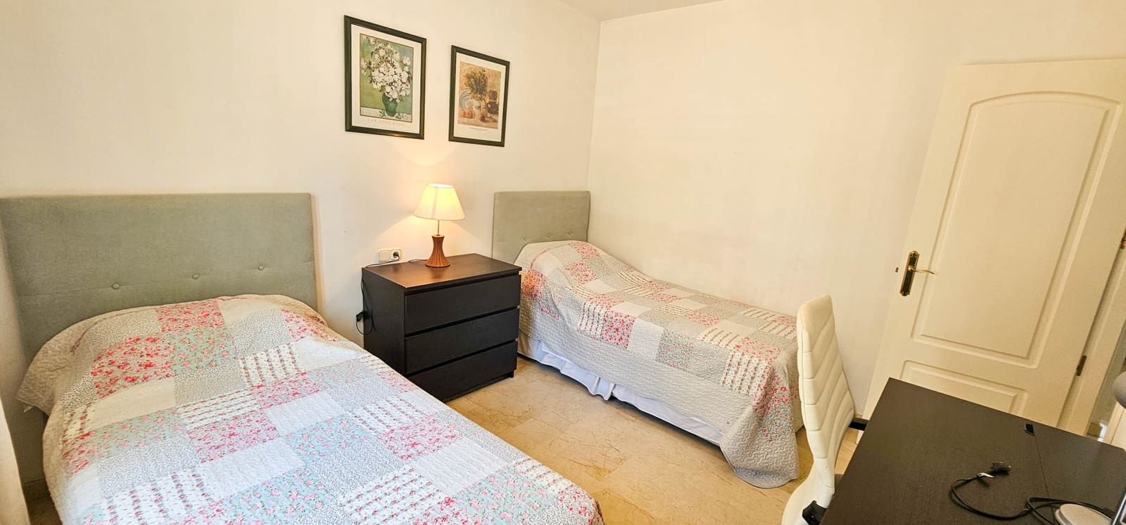 3 soveværelse Strandlejlighed til salg i Bahia de Casares med swimmingpool - € 470.000 (Ref: 8289252)