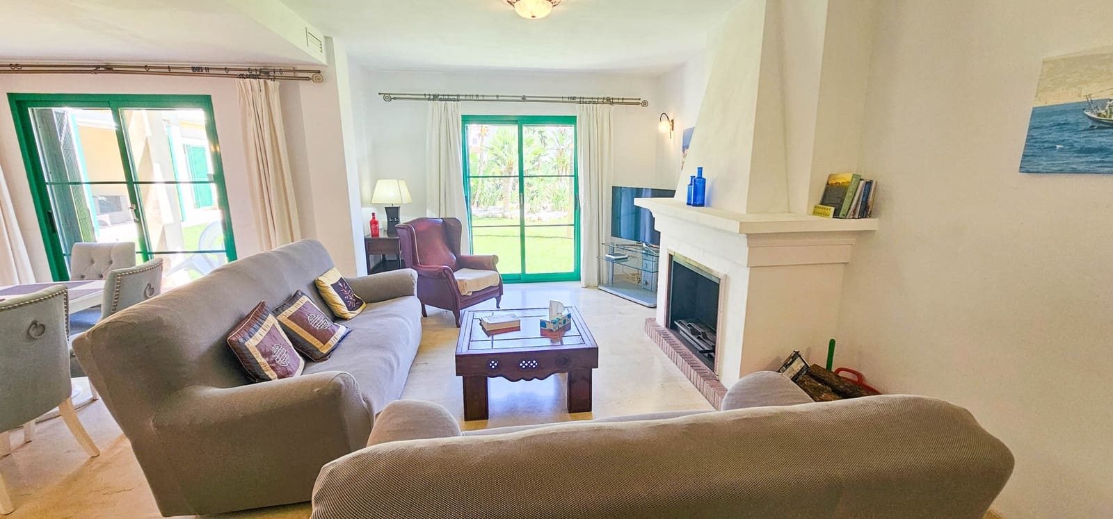 3 soveværelse Strandlejlighed til salg i Bahia de Casares med swimmingpool - € 470.000 (Ref: 8289252)