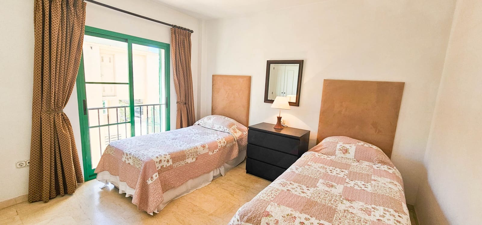 3 soveværelse Strandlejlighed til salg i Bahia de Casares med swimmingpool - € 470.000 (Ref: 8289252)