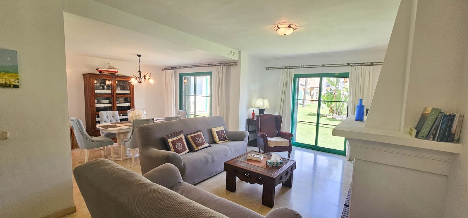 3 soveværelse Strandlejlighed til salg i Bahia de Casares med swimmingpool - € 470.000 (Ref: 8289252)