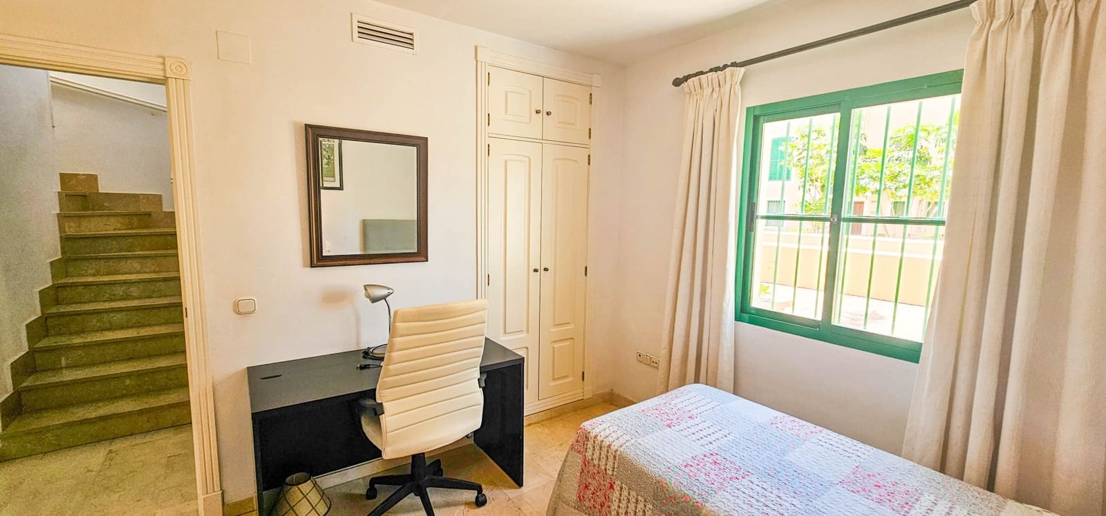 3 soveværelse Strandlejlighed til salg i Bahia de Casares med swimmingpool - € 470.000 (Ref: 8289252)