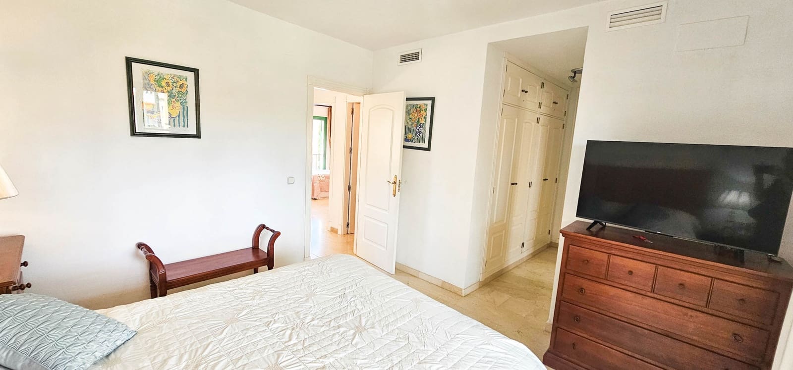 3 soveværelse Strandlejlighed til salg i Bahia de Casares med swimmingpool - € 470.000 (Ref: 8289252)