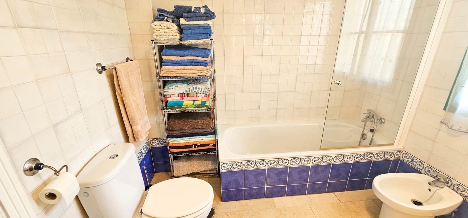 3 soveværelse Strandlejlighed til salg i Bahia de Casares med swimmingpool - € 470.000 (Ref: 8289252)