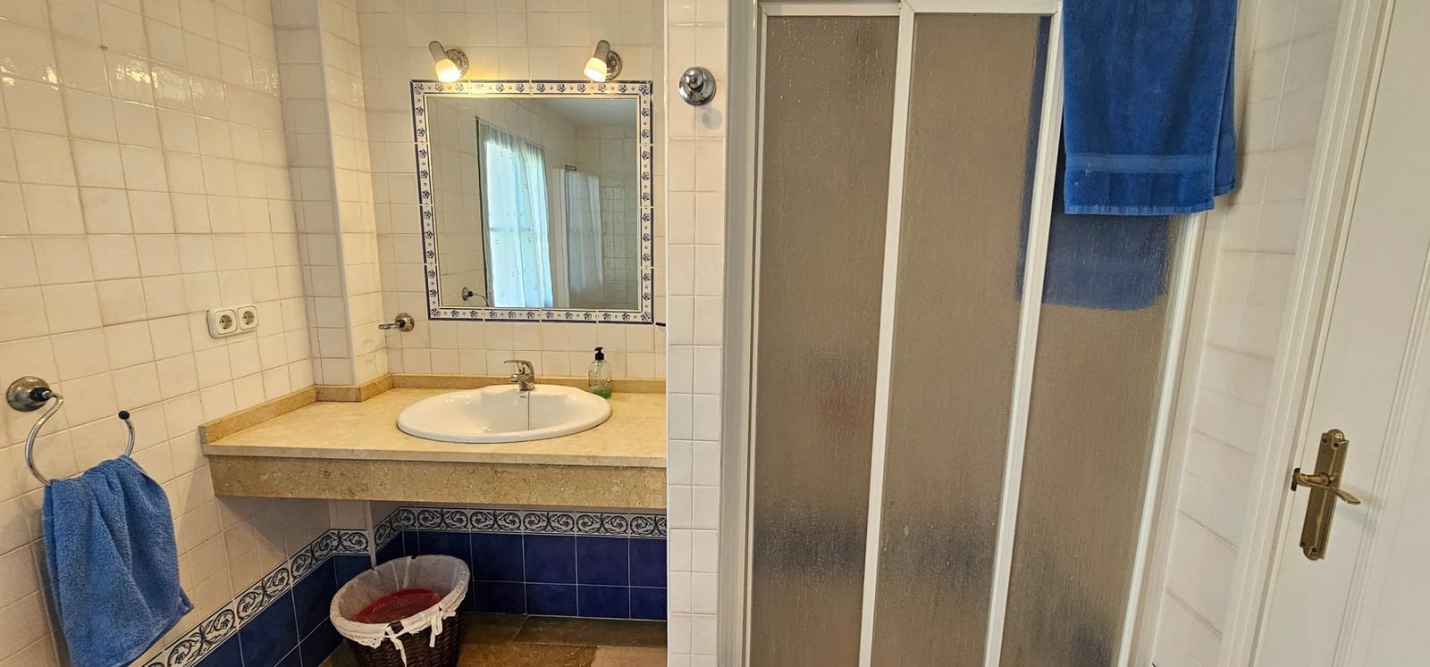 3 soveværelse Strandlejlighed til salg i Bahia de Casares med swimmingpool - € 470.000 (Ref: 8289252)