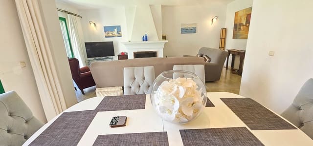 3 soveværelse Strandlejlighed til salg i Bahia de Casares, Casares med swimmingpool - € 470.000 (Ref: 8289252)