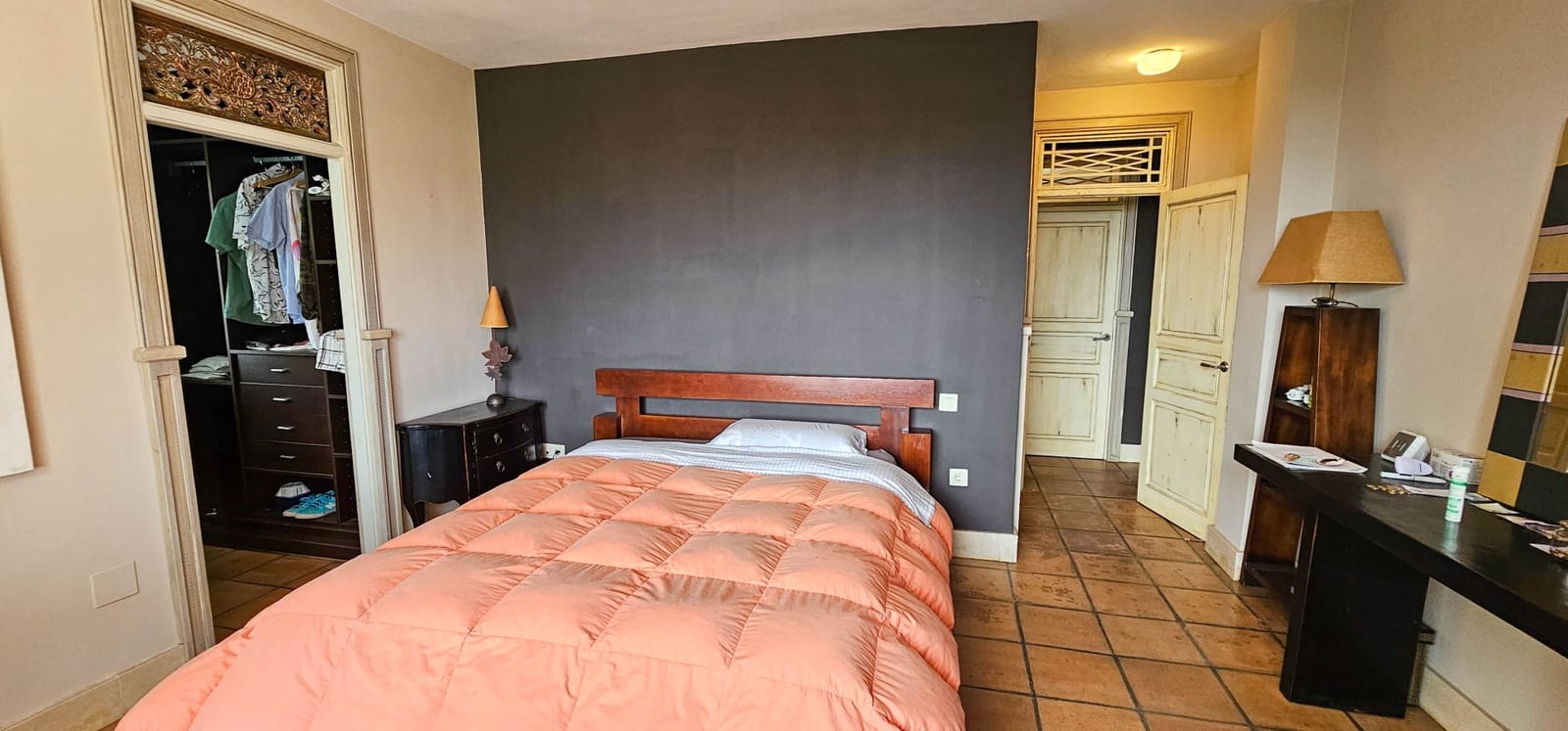 6 soveværelse Villa til salg i La Duquesa / Puerto de la Duquesa med swimmingpool garage - € 790.000 (Ref: 8353816)