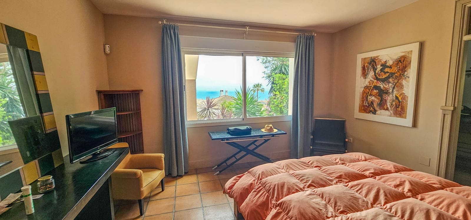 6 soveværelse Villa til salg i La Duquesa / Puerto de la Duquesa med swimmingpool garage - € 790.000 (Ref: 8353816)