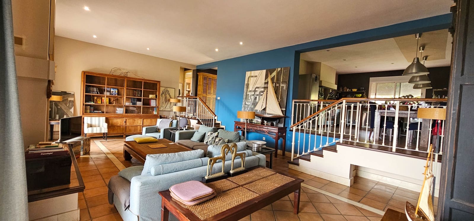 6 soveværelse Villa til salg i La Duquesa / Puerto de la Duquesa med swimmingpool garage - € 790.000 (Ref: 8353816)