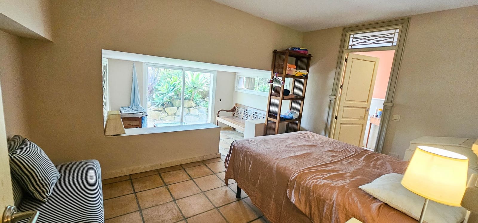 6 soveværelse Villa til salg i La Duquesa / Puerto de la Duquesa med swimmingpool garage - € 790.000 (Ref: 8353816)