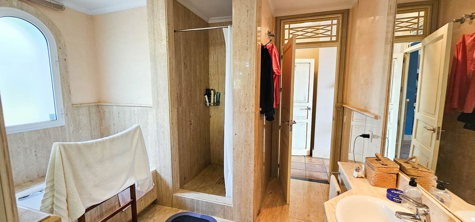 6 soveværelse Villa til salg i La Duquesa / Puerto de la Duquesa med swimmingpool garage - € 790.000 (Ref: 8353816)