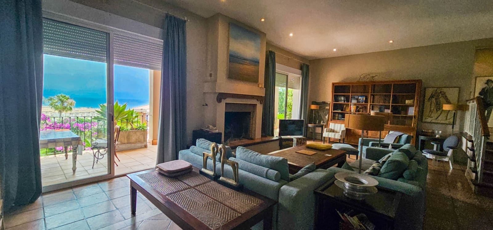 6 soveværelse Villa til salg i La Duquesa / Puerto de la Duquesa med swimmingpool garage - € 790.000 (Ref: 8353816)