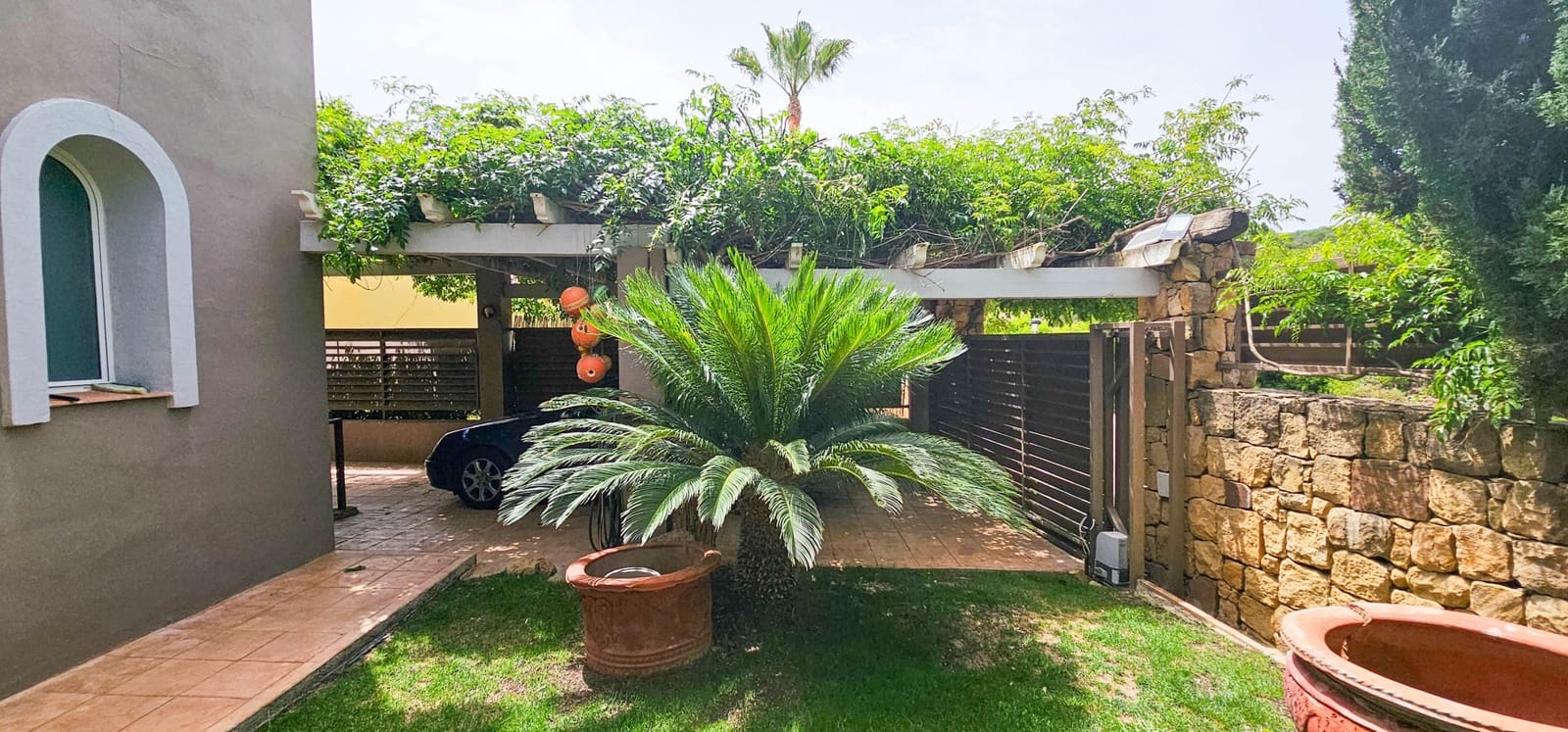 6 soveværelse Villa til salg i La Duquesa / Puerto de la Duquesa med swimmingpool garage - € 790.000 (Ref: 8353816)