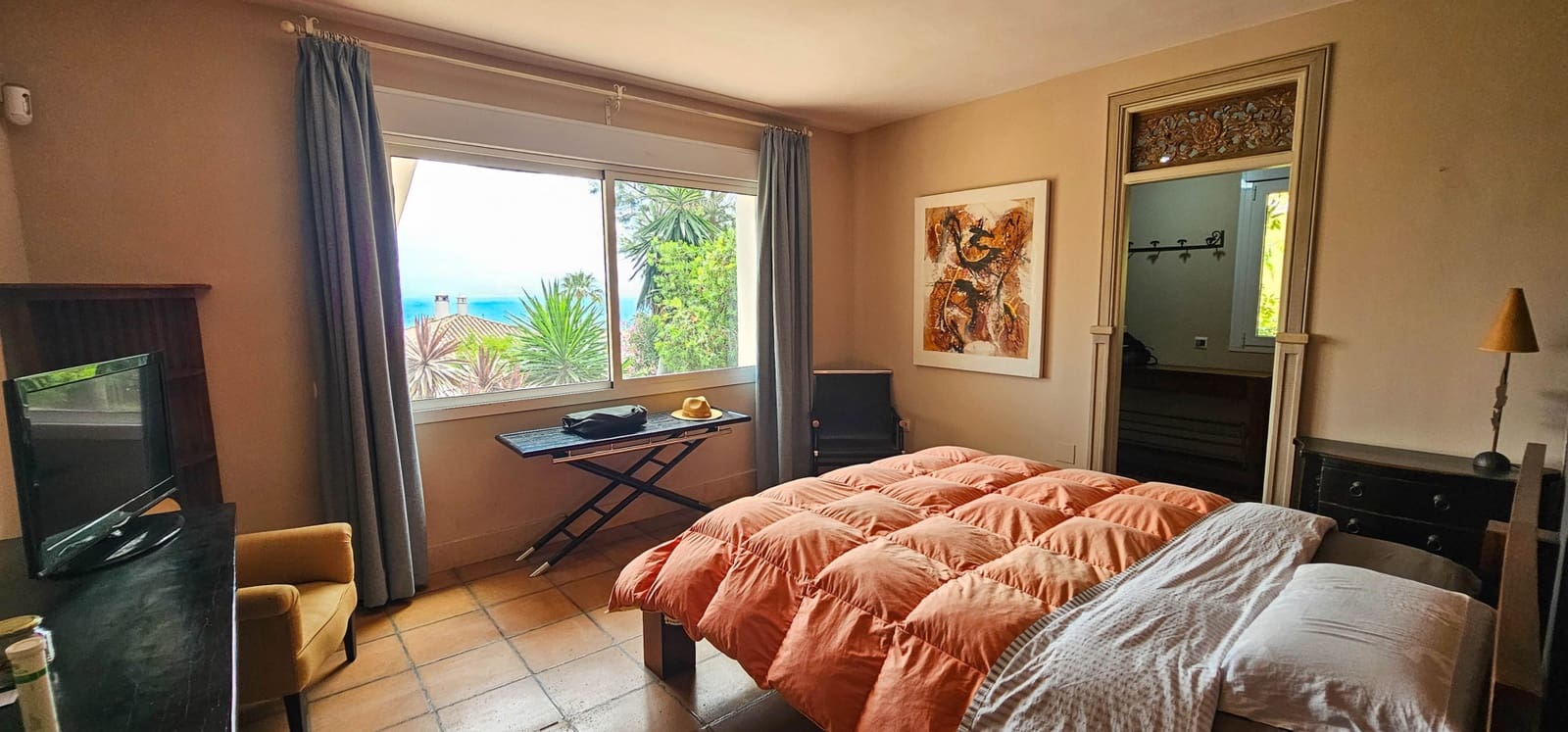 6 soveværelse Villa til salg i La Duquesa / Puerto de la Duquesa med swimmingpool garage - € 790.000 (Ref: 8353816)