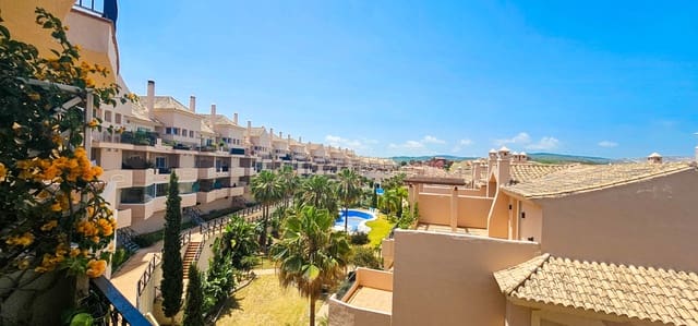 2 soveværelse Lejlighed til salg i La Duquesa / Puerto de la Duquesa, Manilva med swimmingpool garage - € 270.000 (Ref: 8394831)