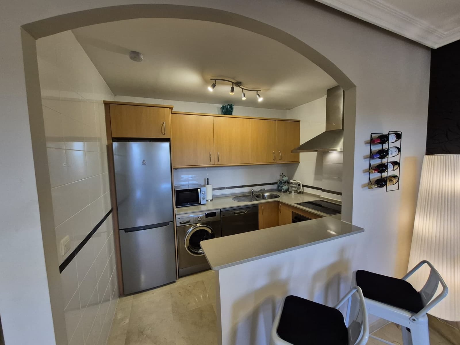 2 soveværelse Lejlighed til salg i La Duquesa / Puerto de la Duquesa med swimmingpool garage - € 270.000 (Ref: 8394831)
