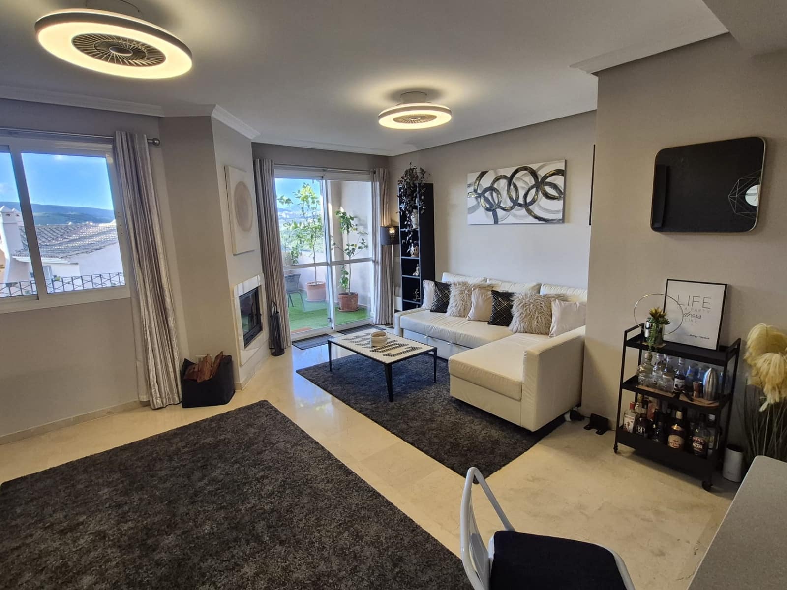 2 soveværelse Lejlighed til salg i La Duquesa / Puerto de la Duquesa med swimmingpool garage - € 270.000 (Ref: 8394831)