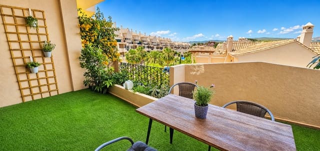 2 slaapkamer Appartement te koop in La Duquesa / Puerto de la Duquesa, Manilva met zwembad garage - € 270.000 (Ref: 8394831)