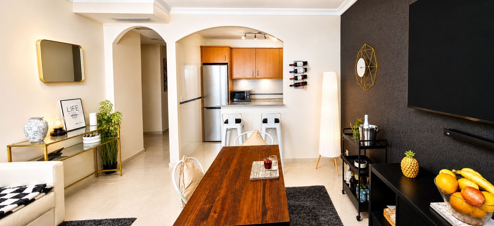 2 soveværelse Lejlighed til salg i La Duquesa / Puerto de la Duquesa med swimmingpool garage - € 259.000 (Ref: 8394831)