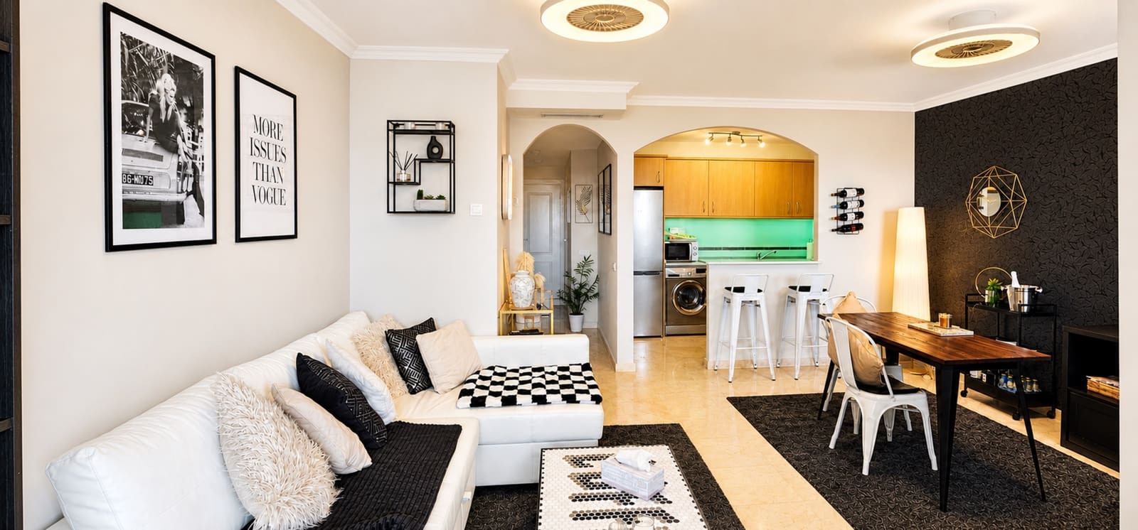 2 soveværelse Lejlighed til salg i La Duquesa / Puerto de la Duquesa med swimmingpool garage - € 259.000 (Ref: 8394831)