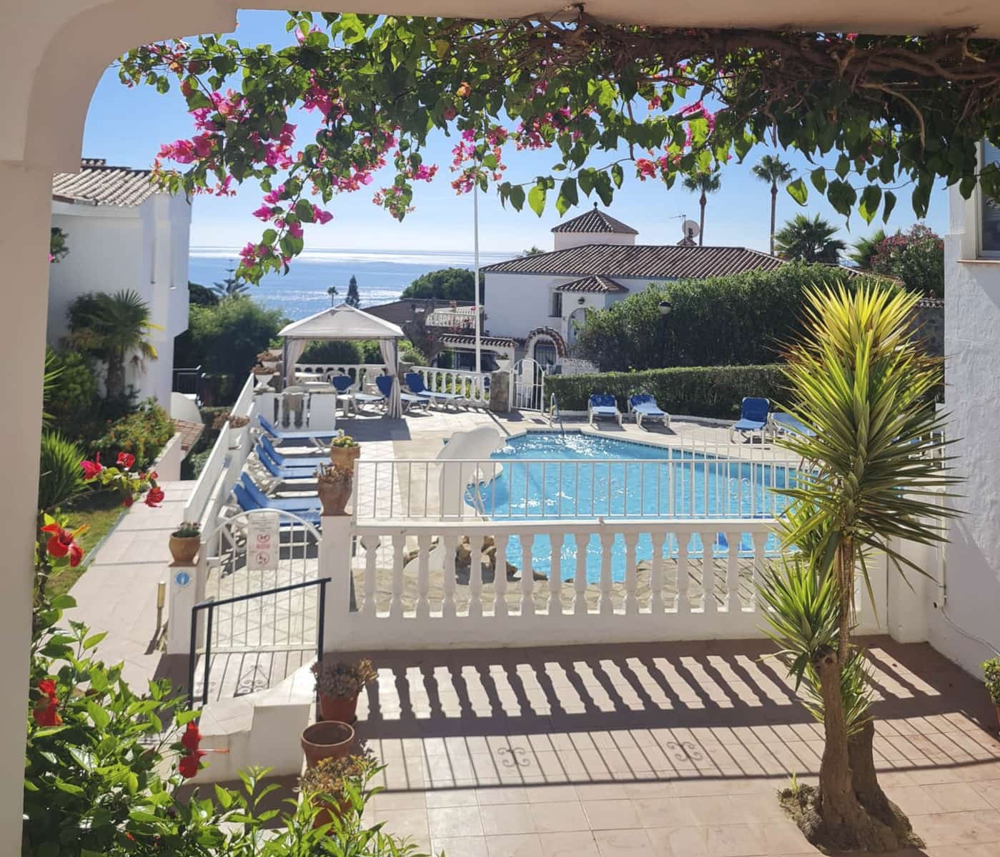 2 soveværelse Lejlighed til salg i La Duquesa / Puerto de la Duquesa med swimmingpool garage - € 295.000 (Ref: 8640882)