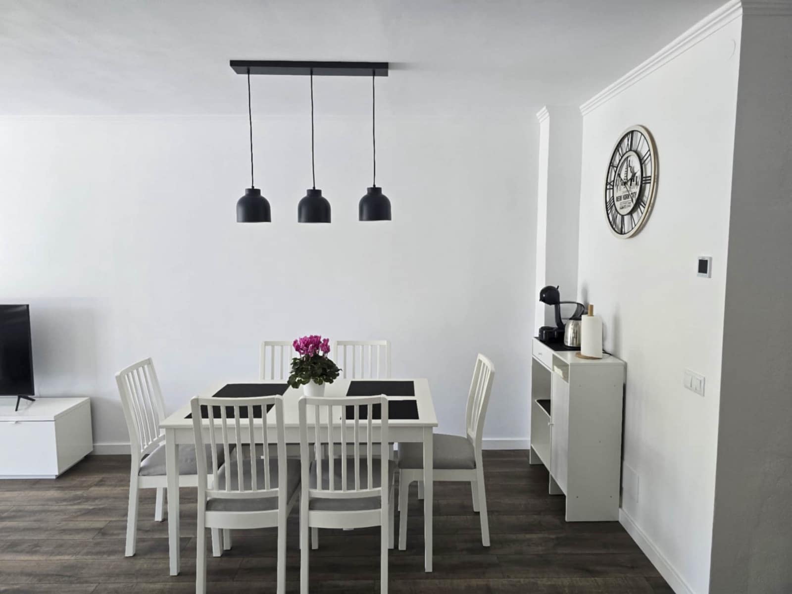 2 soveværelse Lejlighed til salg i La Duquesa / Puerto de la Duquesa med swimmingpool garage - € 295.000 (Ref: 8640882)