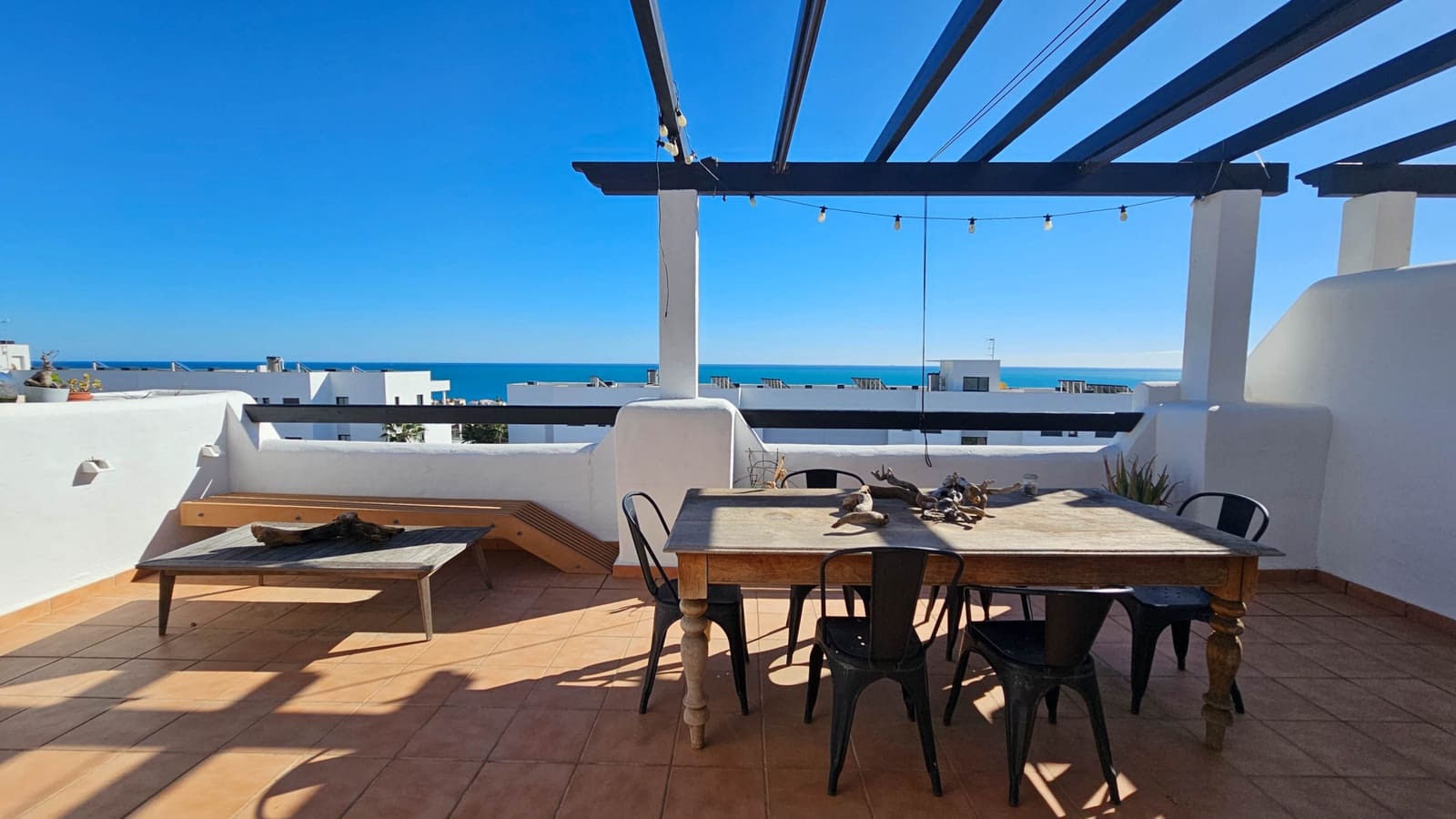 3 bedroom Penthouse for sale in Casares with pool garage - € 550,000 (Ref: 8671775)