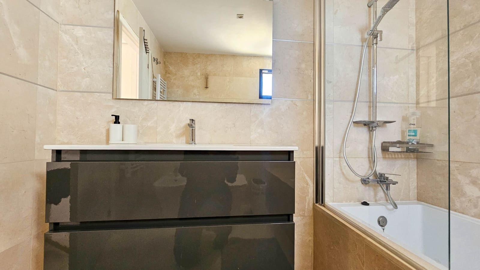 3 bedroom Penthouse for sale in Casares with pool garage - € 550,000 (Ref: 8671775)