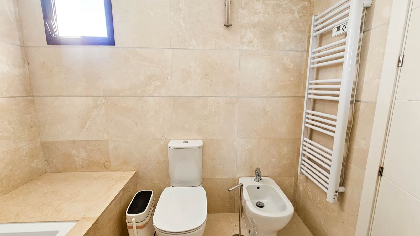 3 slaapkamer Penthouse te koop in Casares met zwembad garage - € 550.000 (Ref: 8671775)