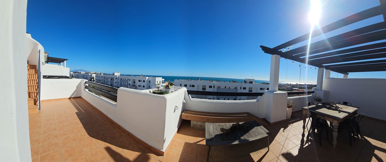 3 slaapkamer Penthouse te koop in Casares met zwembad garage - € 550.000 (Ref: 8671775)