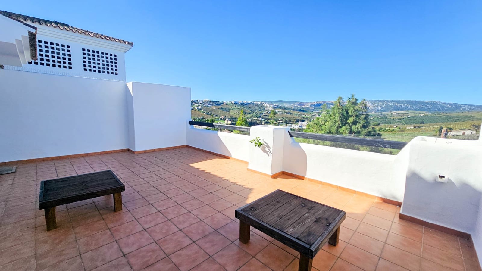 3 slaapkamer Penthouse te koop in Casares met zwembad garage - € 550.000 (Ref: 8671775)