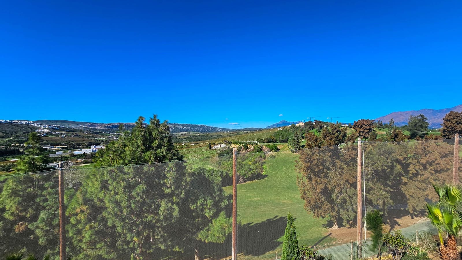 3 slaapkamer Penthouse te koop in Casares met zwembad garage - € 550.000 (Ref: 8671775)