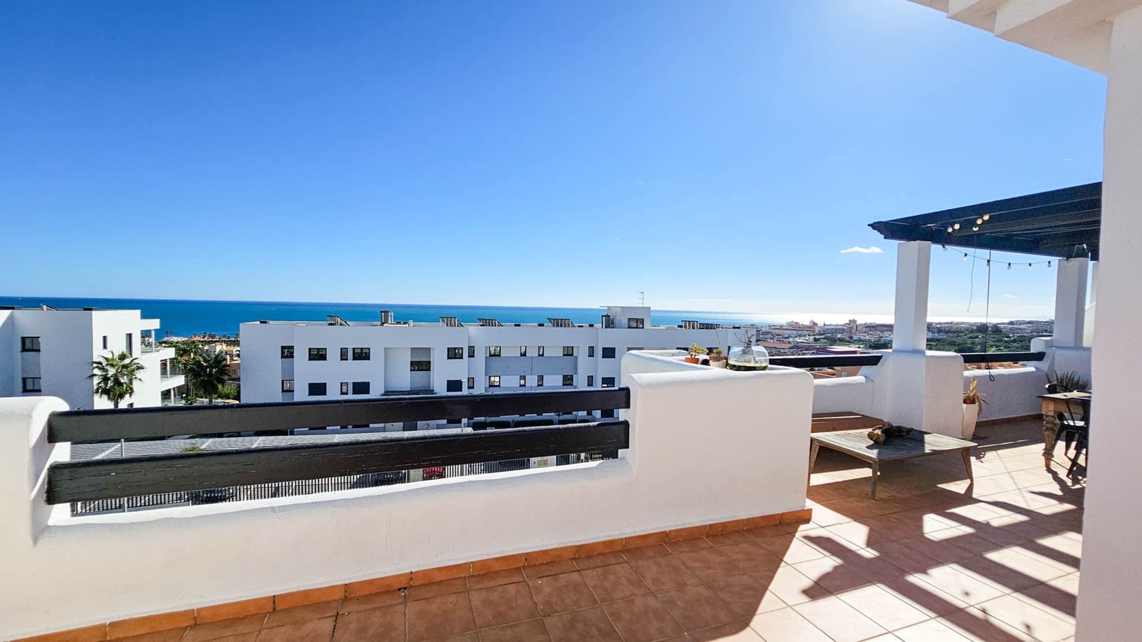 3 slaapkamer Penthouse te koop in Casares met zwembad garage - € 550.000 (Ref: 8671775)