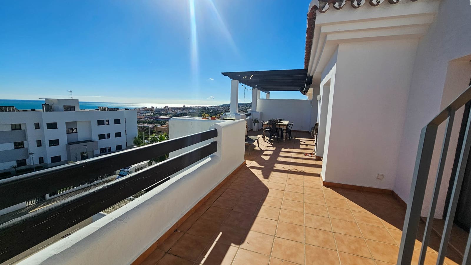 3 slaapkamer Penthouse te koop in Casares met zwembad garage - € 550.000 (Ref: 8671775)