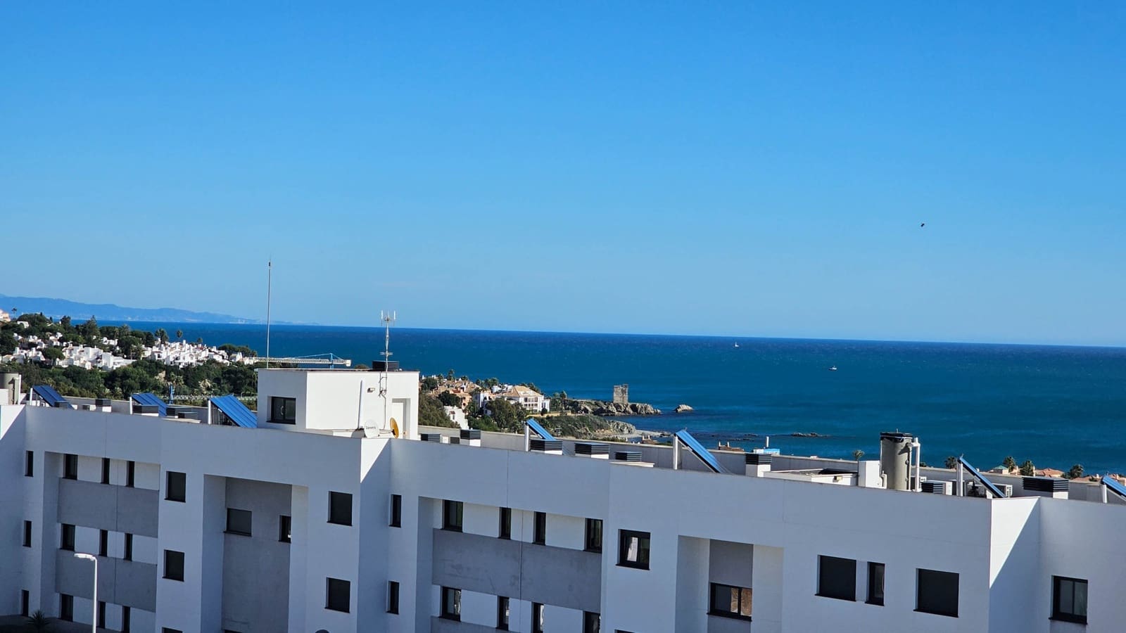 3 slaapkamer Penthouse te koop in Casares met zwembad garage - € 550.000 (Ref: 8671775)