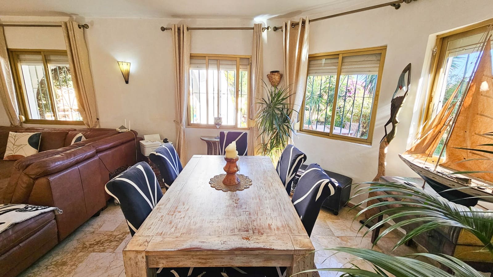 3 soverom Villa til salgs i Estepona med svømmebasseng - € 675 000 (Ref: 8694170)