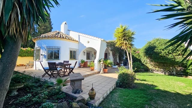 3 soverom Villa til salgs i Estepona med svømmebasseng - € 675 000 (Ref: 8694170)