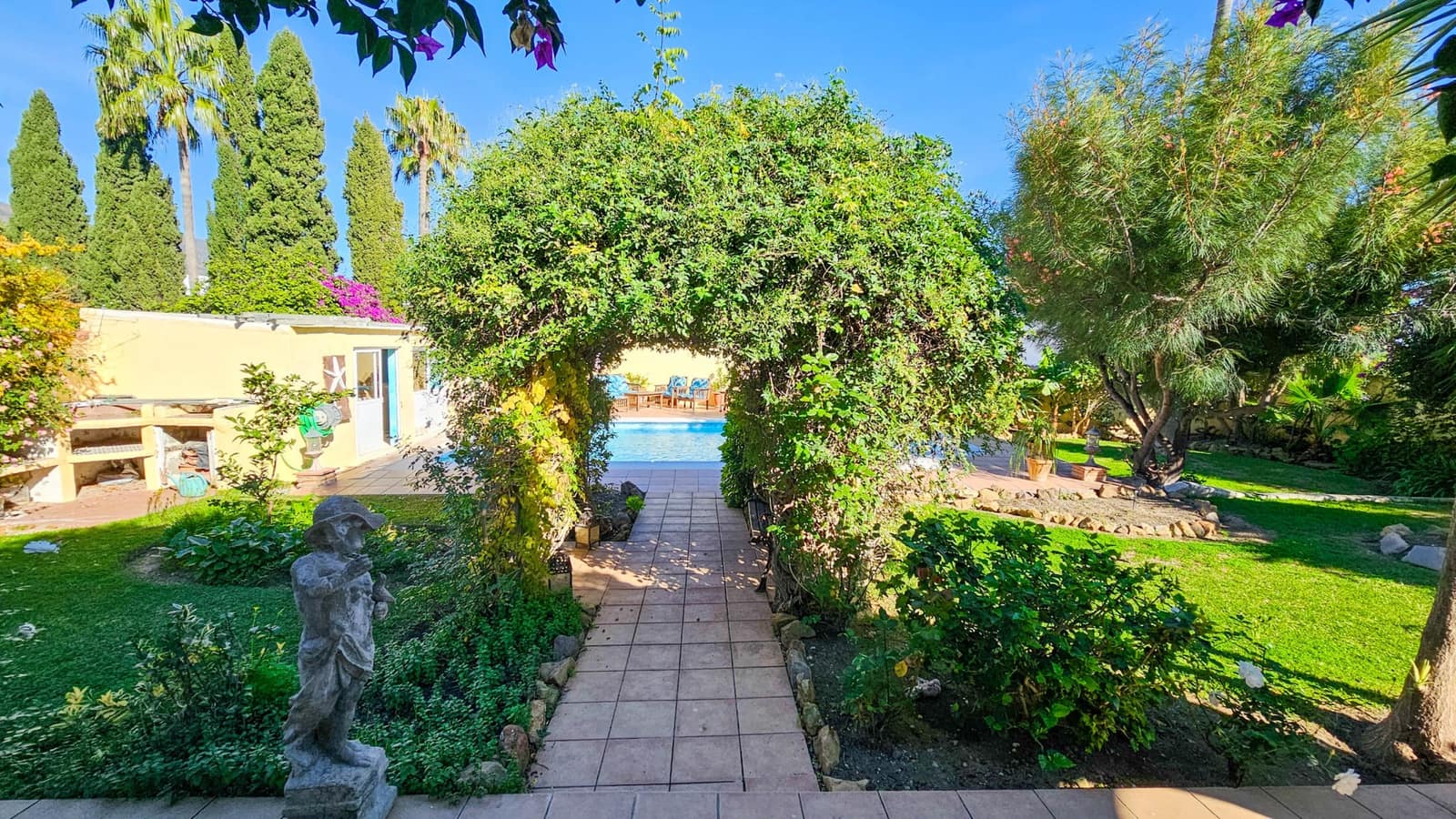 3 soverom Villa til salgs i Estepona med svømmebasseng - € 675 000 (Ref: 8694170)