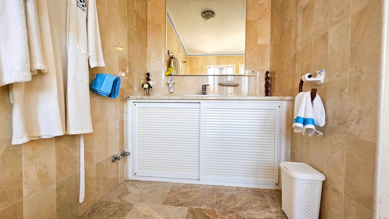 4 sovrum Semi-fristående Villa till salu i Casares med pool - 675 000 € (Ref: 8793463)