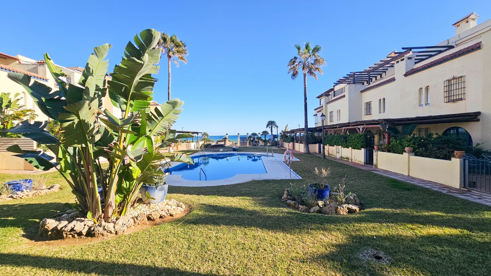 4 sovrum Semi-fristående Villa till salu i Casares med pool - 675 000 € (Ref: 8793463)
