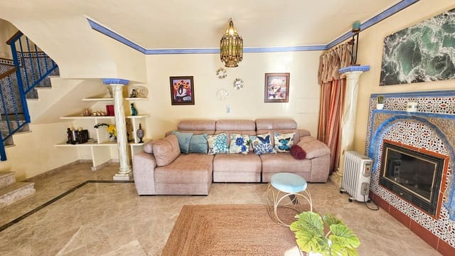 4 bedroom Semi-detached Villa for sale in Marina de Casares, Casares with pool - € 675,000 (Ref: 8793463)