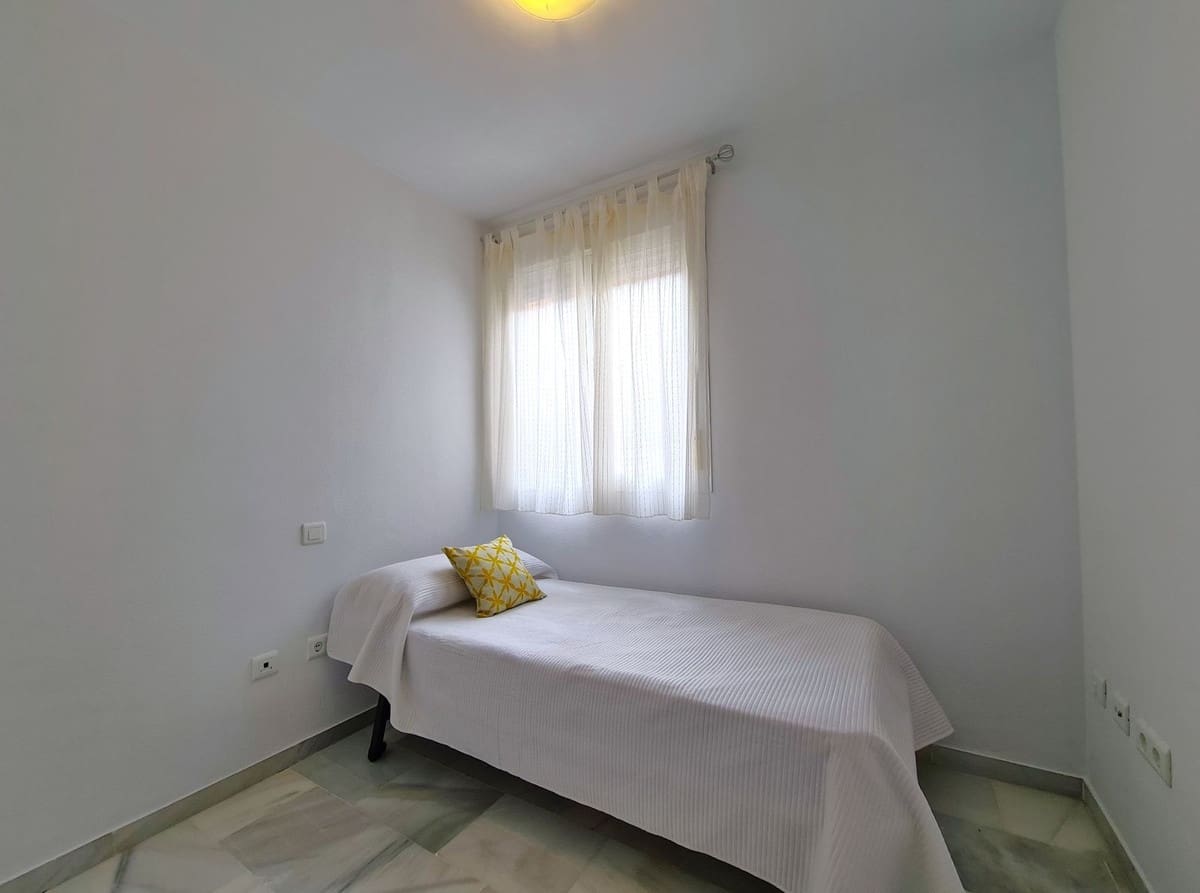 3 soveværelse Penthouse til salg i Casares med swimmingpool garage - € 239.000 (Ref: 8849313)