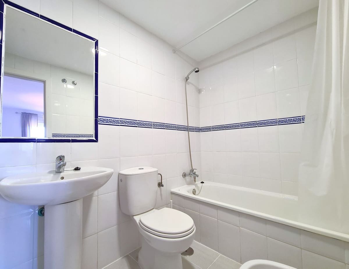 3 soveværelse Penthouse til salg i Casares med swimmingpool garage - € 239.000 (Ref: 8849313)