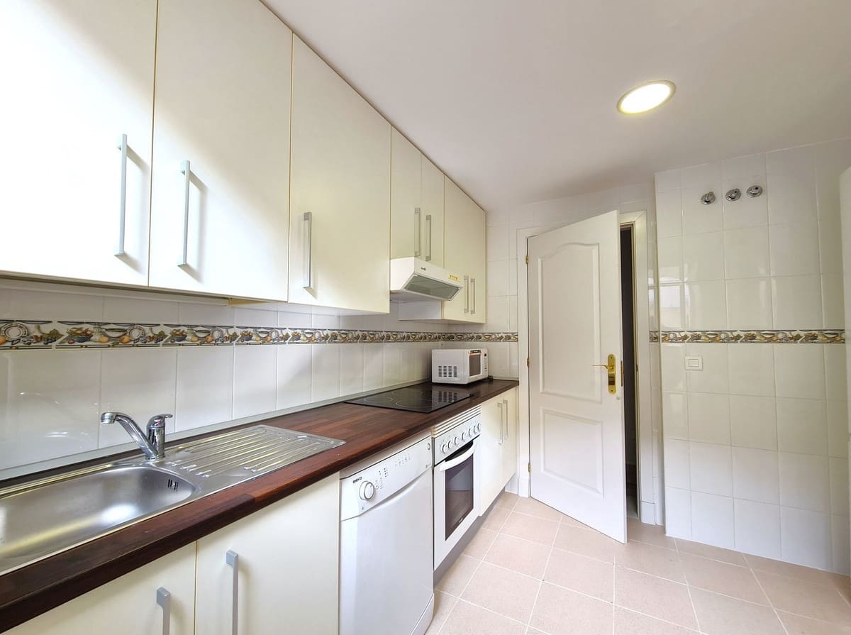 3 soveværelse Penthouse til salg i Casares med swimmingpool garage - € 239.000 (Ref: 8849313)