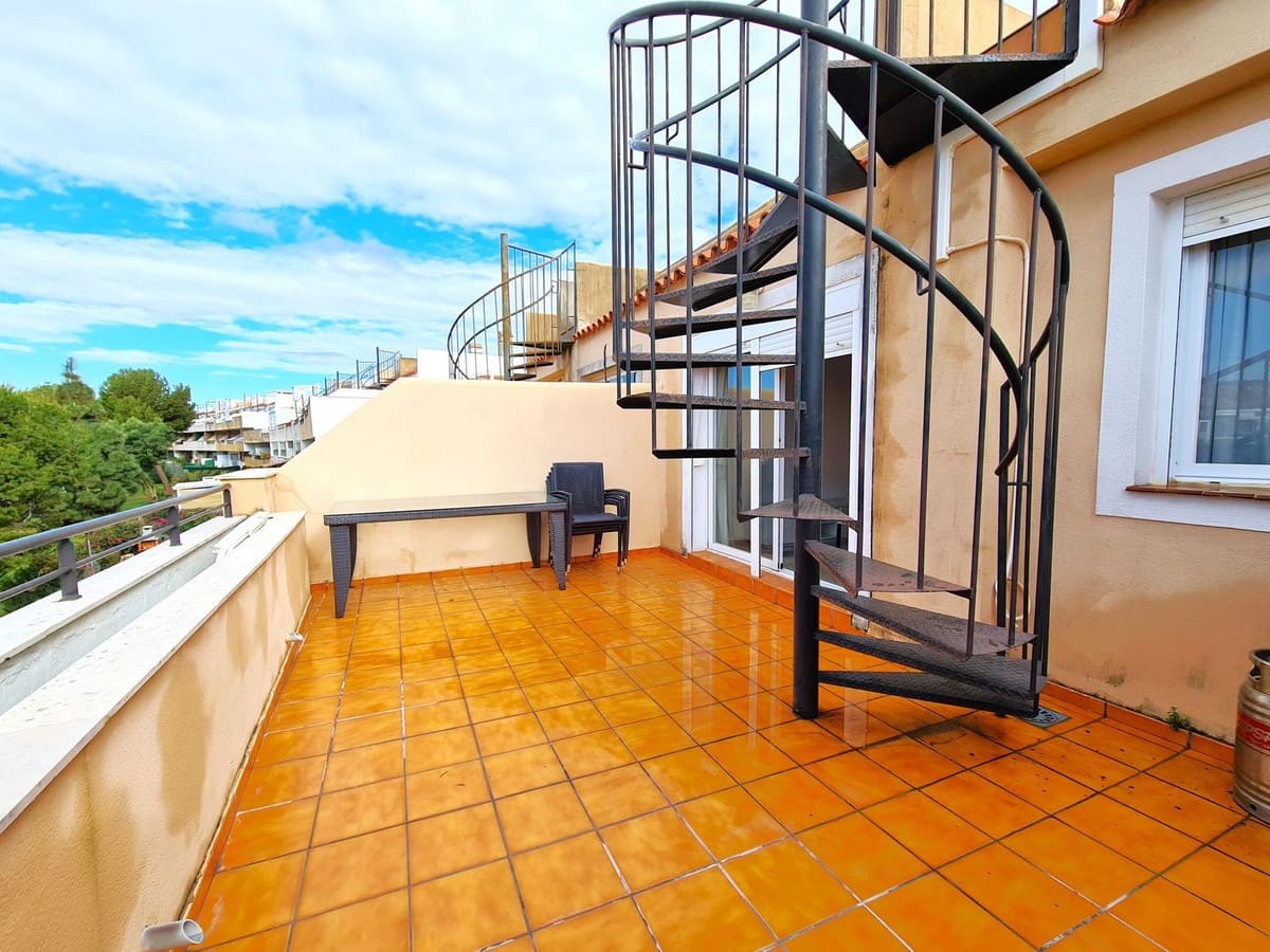 3 soveværelse Penthouse til salg i Casares med swimmingpool garage - € 239.000 (Ref: 8849313)