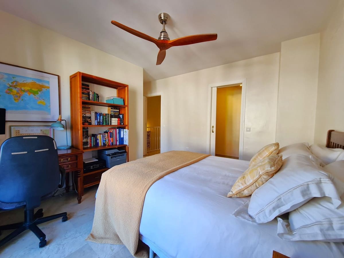 3 sypialnia Dom blizniak na sprzedaż w Manilva z basenem garażem - 549 000 € (Ref: 8849314)