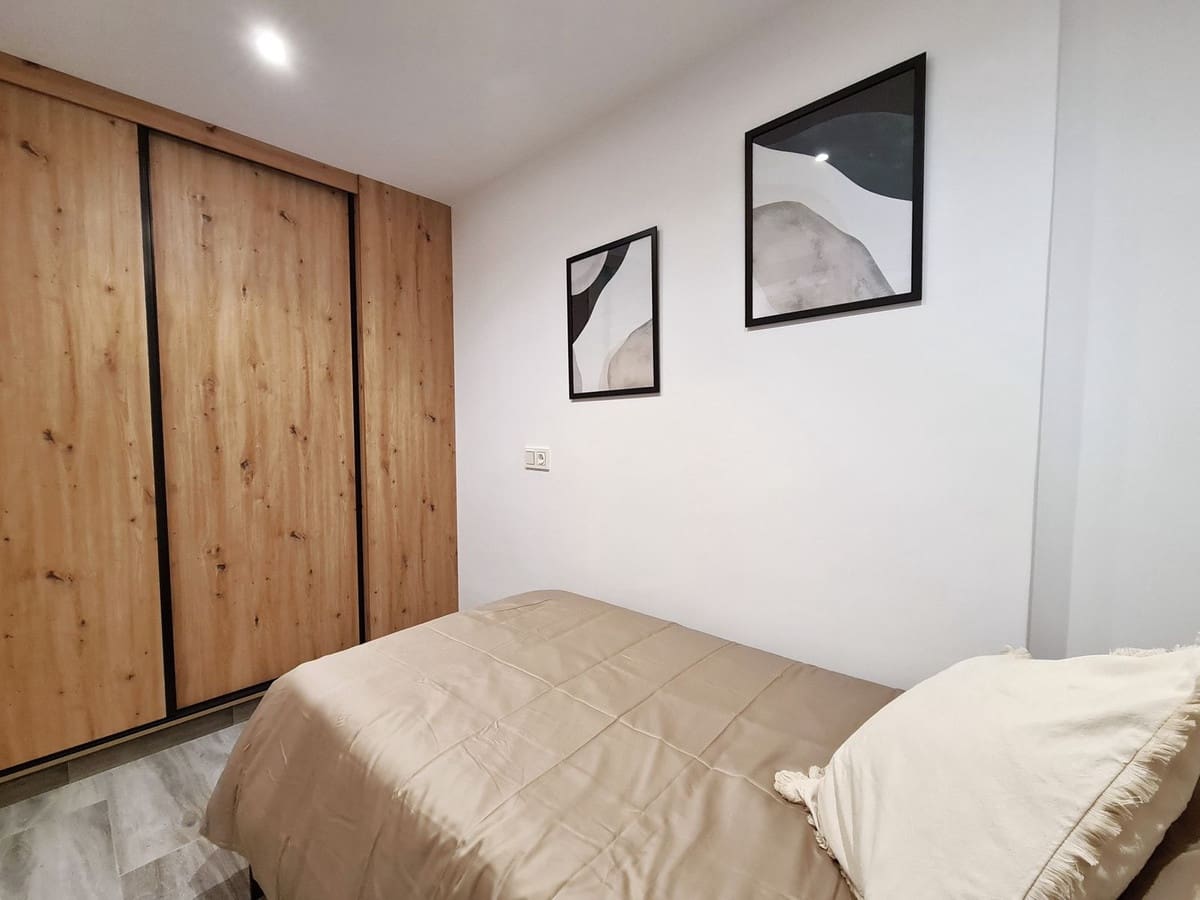 3 chambre Appartement à vendre à Estepona avec piscine - 415 000 € (Ref: 8869429)