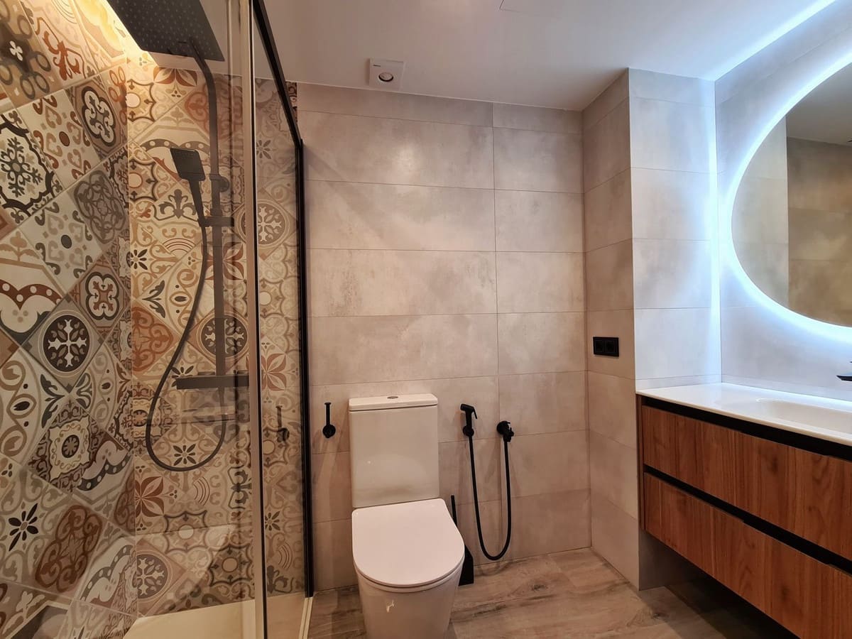 3 chambre Appartement à vendre à Estepona avec piscine - 415 000 € (Ref: 8869429)