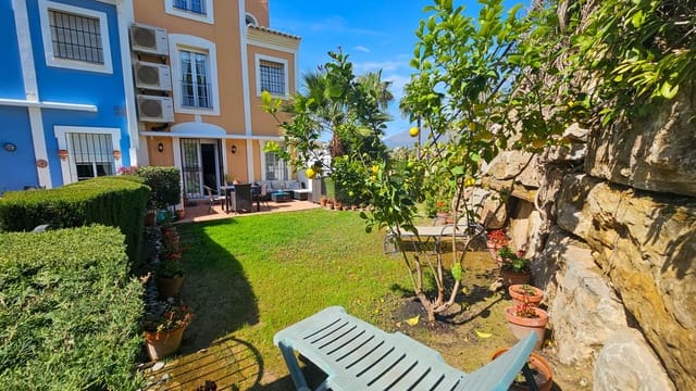 3 soverom Kjedet enebolig til salgs i Casares med svømmebasseng garasje - € 350 000 (Ref: 8889203)