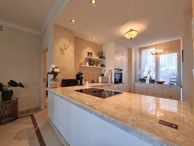 2 sovrum Lägenhet till salu i Bahia de Casares, Casares med pool garage - 499 000 € (Ref: 8913037)